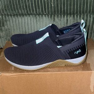 Ryka Size 8.5 Navy and Light Blue Slip-On Sneakers ecko knit